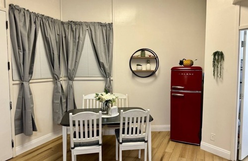 Downtown Honolulu Apartment | Executive Center Studio with Kitchenette, secure building pool, FREE PARKING