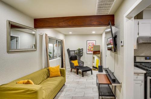 Compton House | Explore LA & Long Beach: Compton Condo w/Patio