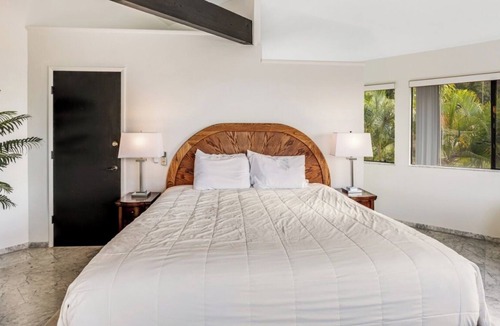 Kaneohe Villa | Exquisite Master Suite Plus Cozy Bedroom with 1.5 Baths, in Kaneohe Bay, Hawaii
