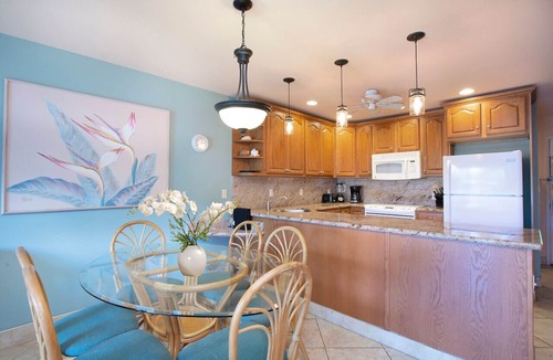 Kahana Condo | Fall Special (Sep-Nov) $200/night-Ocean views Ks B3 -enjoy island life