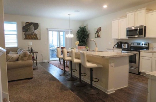 Northside House | Florida Resort Home Oasis - with enclosed Pool