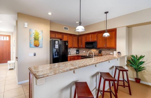 Kamuela House | FREE Late Checkout For Fall Bookings! Includes Mauna Lani Beach Club Pass. Gol