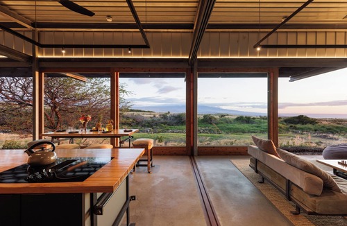 Kamuela House | Gorgeous Modern Home with Solar Heated Pool in Waimea