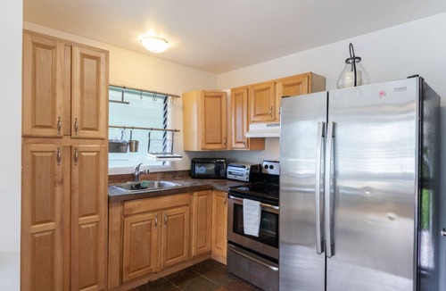 Manoa House | great for families & professionals