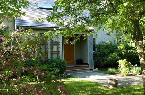Oak Bluffs House | Great Martha's Vineyard House: Everything You Need - Nothing You Don't!