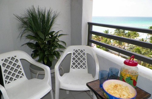 Hollywood South Central Beach Apartment | GREAT OCEAN FRONT 1br-1 1/2 bath Condo For Rent (HOLLYWOOD BEACH)