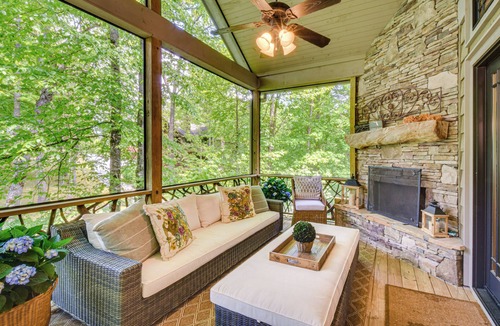 Cullowhee House | Group-Friendly Golf Getaway! 5 Mi to Cashiers