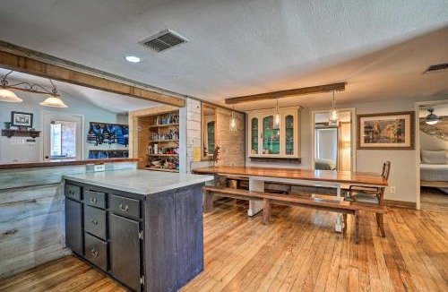 Seguin House | Guadalupe Riverfront Lodge w/Boat Slip & Dock