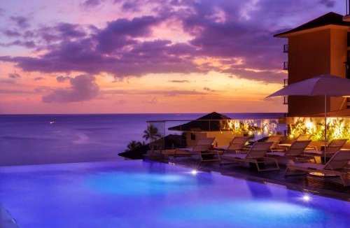 Waikiki Hotel | Halepuna Waikiki by Halekulani - NO RESORT FEE
