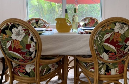 Waimanalo House | Half block to Waimanalo Beach, cute 3-br bungalow