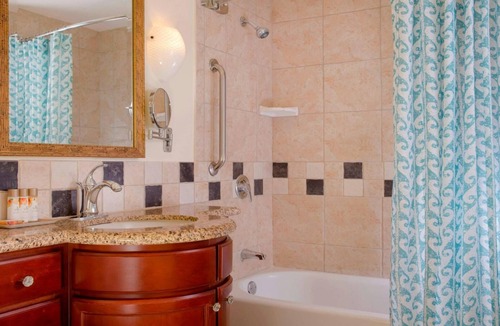 Ko Olina Resort | Hawaiian Paradise at Ko Olina with Studio Near Lagoons & Beaches