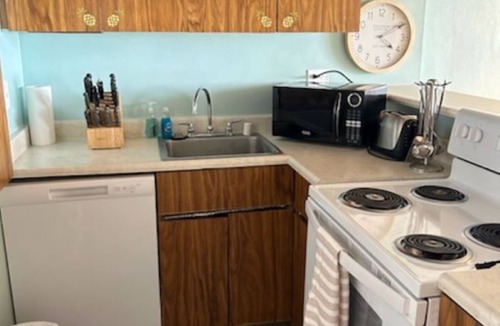 Makaha Condo | Hawaiian Princess 206 n1990/NUC-2223