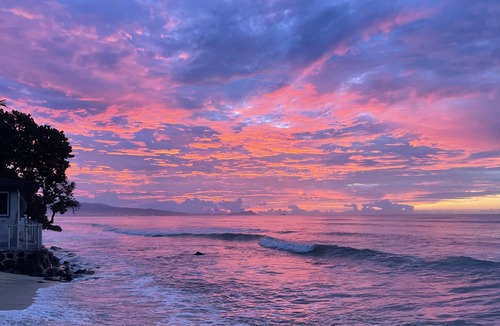 Ewa Cottage | Hawaiian style 3b, 1bath ,WiFi, Free parking.