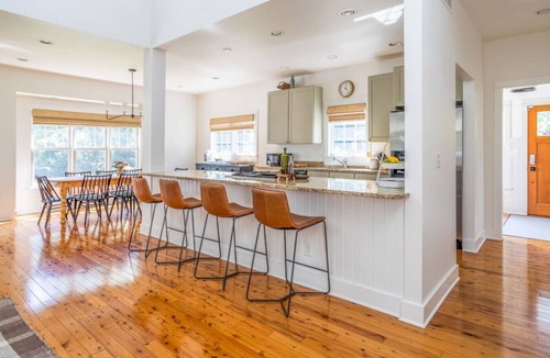 Lakeside House | Heron Woods Union Pier Retreat Pool & Hot Tub Fire Pit Screened Porch