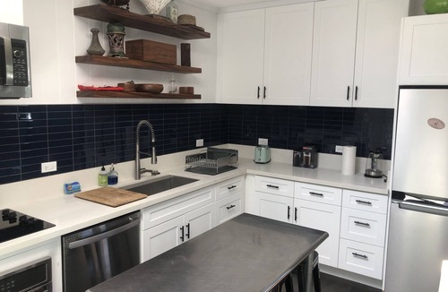 Lanikai House | Historic Hawaiian cottage in Lanikai fully furnished and completely remodeled