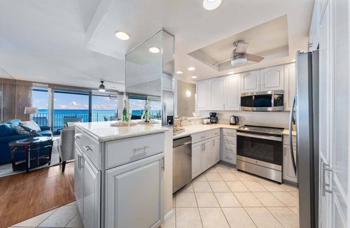 Kahana Condo | HL A204 Remodeled OceanFront 2BD Winter Escape