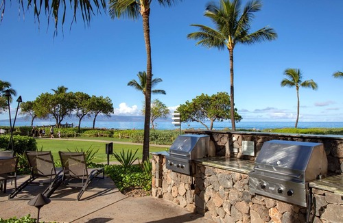 Honokowai Condo | Honua Kai Hokulani Collection by KBM - 2 Units on same floor (201/204)