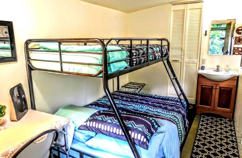 Pepeekeo House | House ∙ 1 bedroom ∙ 3 guests