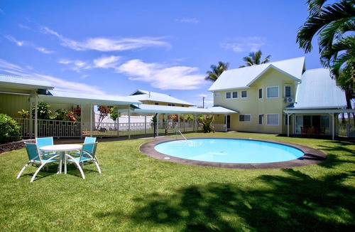 Hakalau House | House ∙ 3 bedrooms ∙ 8 guests