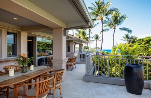 Kaupulehu House | Hualalai Hillside Penthouse Oceanview Retreat