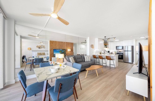 Waikiki Condo | Ilikai Marina Stunning Ocean & Harbor Views - Walk to the Beach!