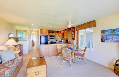 Kapaa Condo | It's All About the View! Oceanfront, A/C, Elevator, SPECIAL! 11/24-11/30 Info ↓