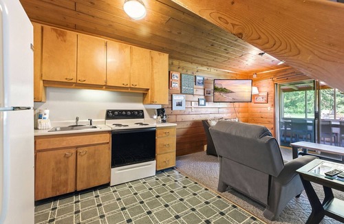 Stevensville Ski Chalet | Juniper Presents: Chalet #80 Family Fun w Pools & Resort Perks