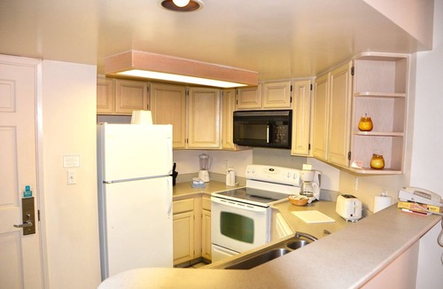 Kahana Resort | Kahana Falls Resort 2 Bedroom Sleeps 6