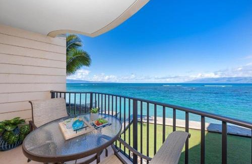 Kahana House | Kahana Reef 201 · KR 201 OceanFront 1BD Condo w Ocean Views Pool