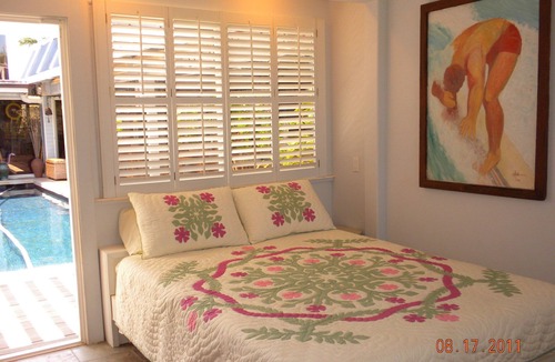Kaneohe House | Kaneohe Bay B&B Waterfront & mountain views galore~saltwater pool