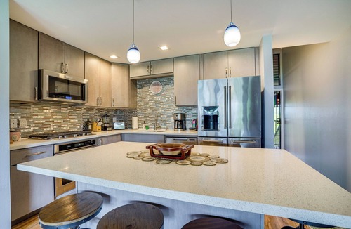 Kaunakakai Condo | Kaunakakai Vacation Rental w/Pool Access & A/C!