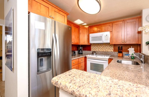 Napili Condo | KBM Resorts | FREE CAR | Napili Point | Oceanfront | Spacious 2-Bedroom Villa! NAP-C18