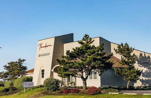 Duck Hotel | King Suite on the Outer Banks + Restaurants & Spa