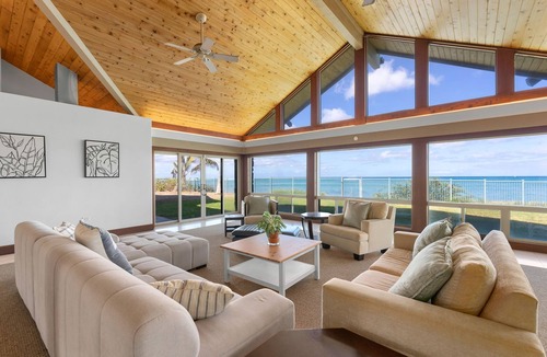 Maili House | Konishiki Beachhouse: Luxury 4BR Oceanfront Home w/Private Pool, Beach Access