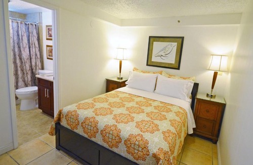 Waikiki Apartment | Kuhio Village 1201R Newly Renovated Waikiki Stay