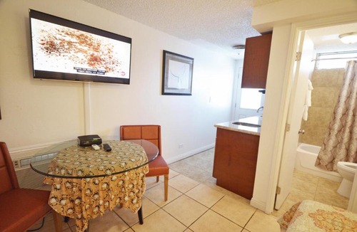 Waikiki Apartment | Kuhio Village 1201R Newly Renovated Waikiki Stay