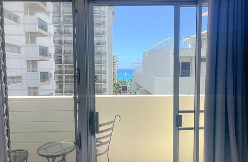 Waikiki Apartment | Kuhio Village Ocean View Studio | Private Lanai
