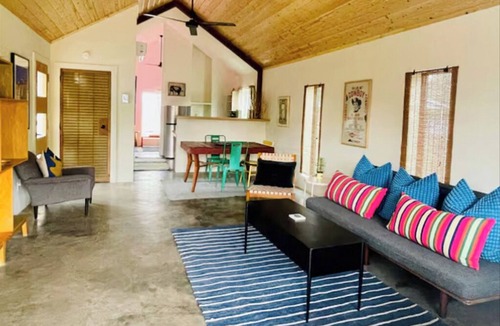 Marfa Apartment | La Palomita - Modern Casita in the Heart of Marfa TX
