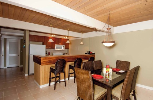 Kahana Condo | Lahaina 3 Bedroom Condo Sleeps 9