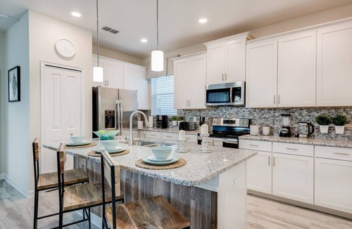 Kissimmee Villa | Last Minute Disney! Private Pool, Hot Tub & Themed Bedrooms. Book Now! #17198