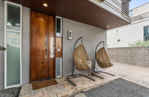 Travis Heights House | Lux SoCo Penthouse in the Heart of Austin
