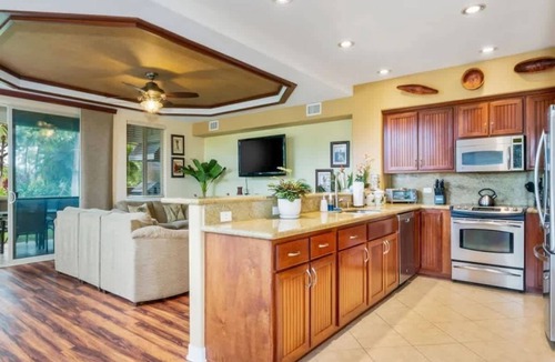 Kamuela House | Luxurious 3BR/3BA with Private Beach Club Access
