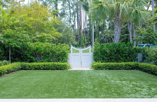 Sea Island House | Luxurious Family Coastal Cottage with pool and a 2 minute stroll to the beach!
