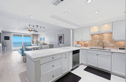 Indian Shores Condo | Luxury Gulf Front Condo - Sand Castle III, Indian Shores - Direct Beach Access