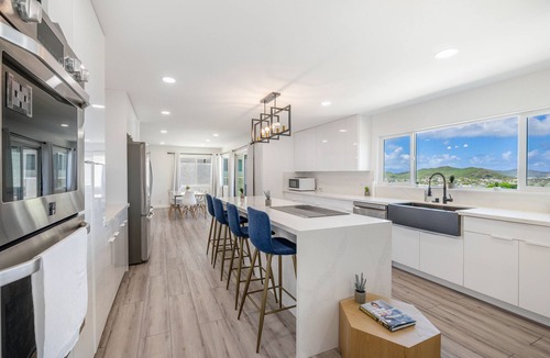 Keolu Hills House | Luxury Kailua Getaway 4BR/2BA for Families/Pets