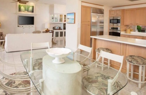Wailea Condo | Makena Surf | C105 | Beachfront Resort