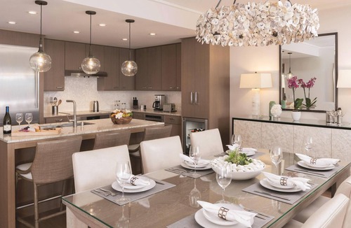 Foster Village Resort | Maliula 3-Bdrm Premier ADA,Luxurious Interior, Magical Lanai with Stunning Views