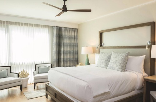 Foster Village Resort | Maliula 3-Bdrm Premier ADA,Luxurious Interior, Magical Lanai with Stunning Views