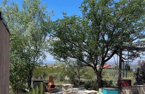 Marathon House | Marathon: Desert Oasis Retreat