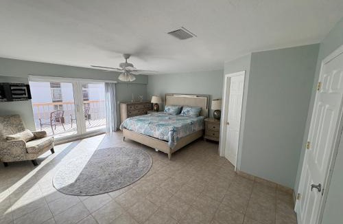 Clearwater Beach House | Marina Cove Villa waterfront near beach